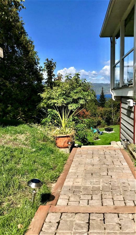 Apartamento Panoramique Du Fjord LʼAnse-Saint-Jean Exterior foto