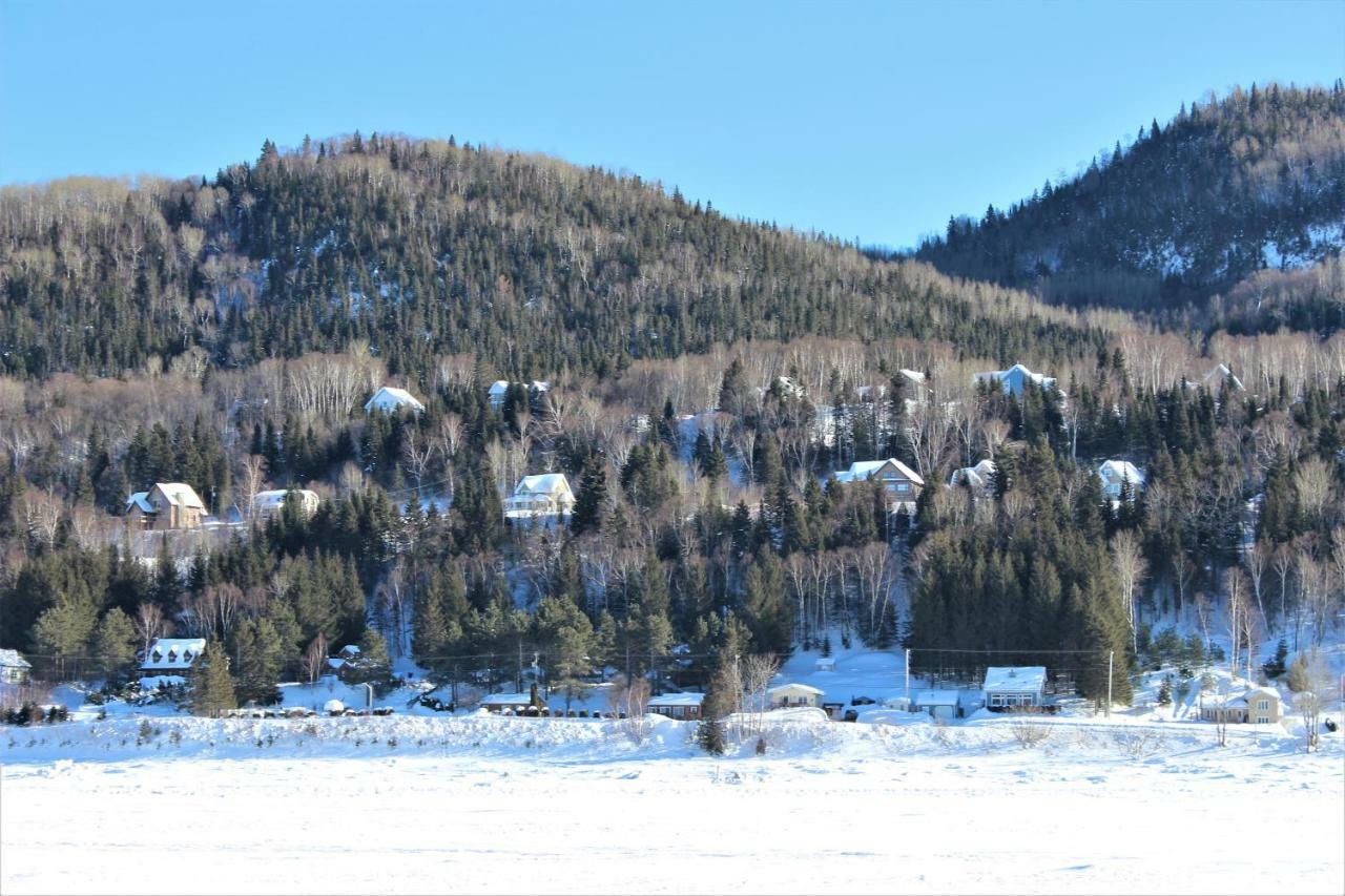 Apartamento Panoramique Du Fjord LʼAnse-Saint-Jean Exterior foto
